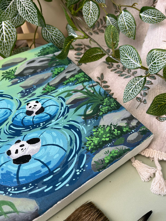 [Original] Relaxing Pandas in the Flowing Water